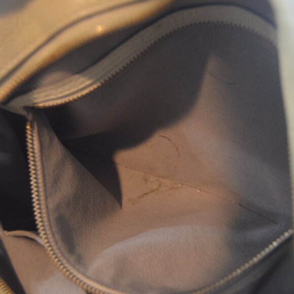 Louis Vuitton Stella Mahina Leather Handbag Monogram Cream/Off White color - Picture 6 of 15